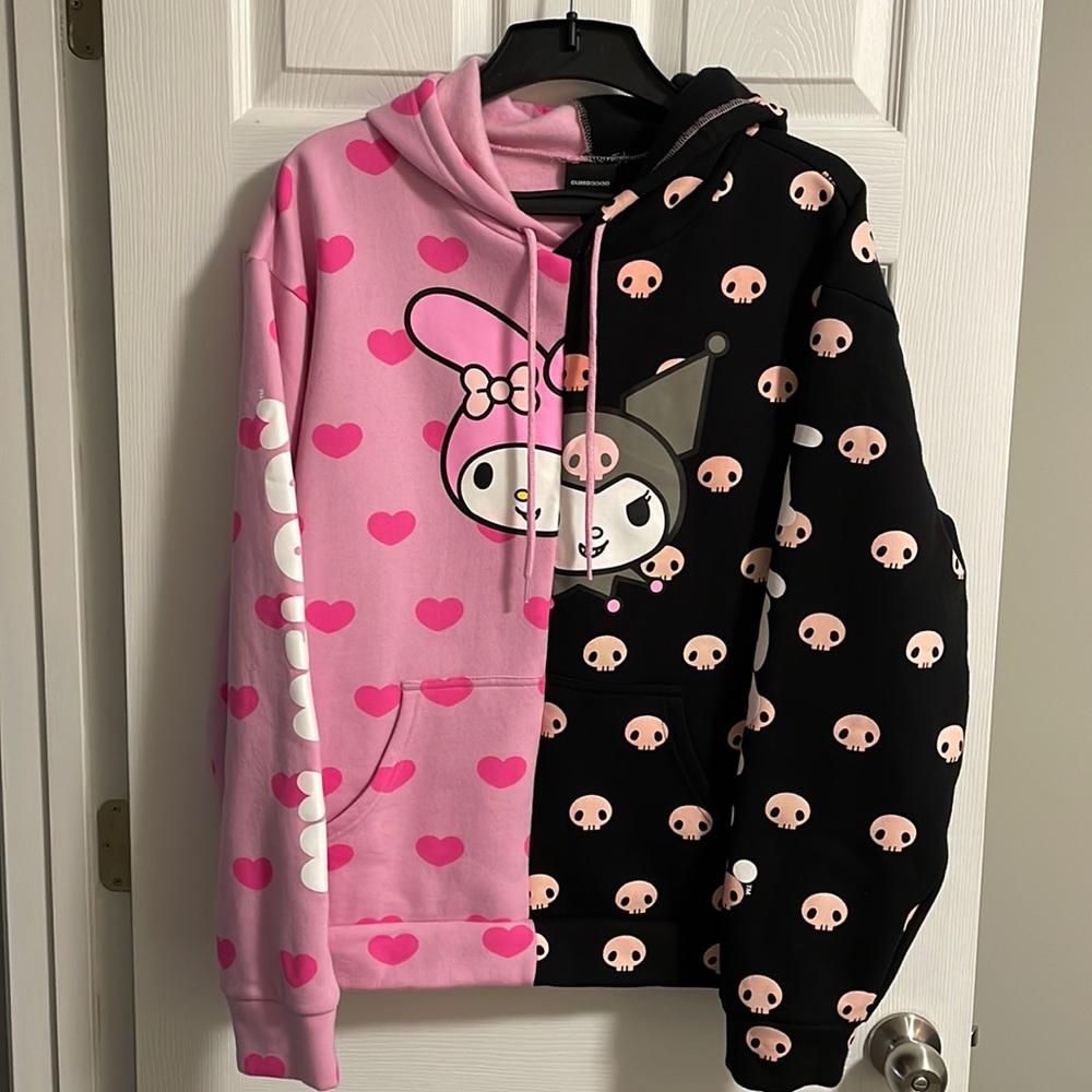 🌷Rare Sanrio Sweatshirt🕷️Lg